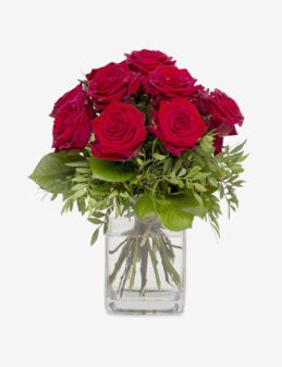 Arreglo de Rosas Rojas Clásicas en Florero de Vidrio
