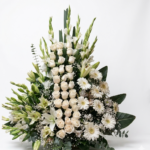 Piramide funebre rosas blancas y gerberas a domicilio en CDMX | Floreshoy