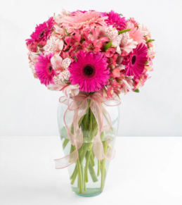 Arreglo Suspiro de Nostalgia | 12 Gerberas y Astromelias frescas en Florero de Cristal